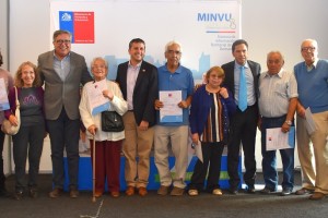 Familias de Rancagua reciben su subsidio de mejoramiento de manos del Intendente Juan Manuel Masferrer 