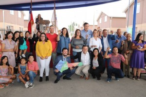 Gobierno entregó viviendas a 145 familias de Graneros